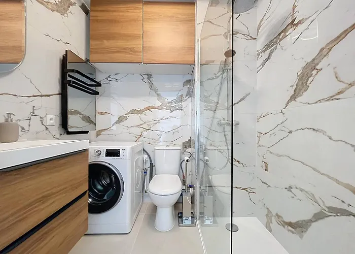 Les Pins Detente & *